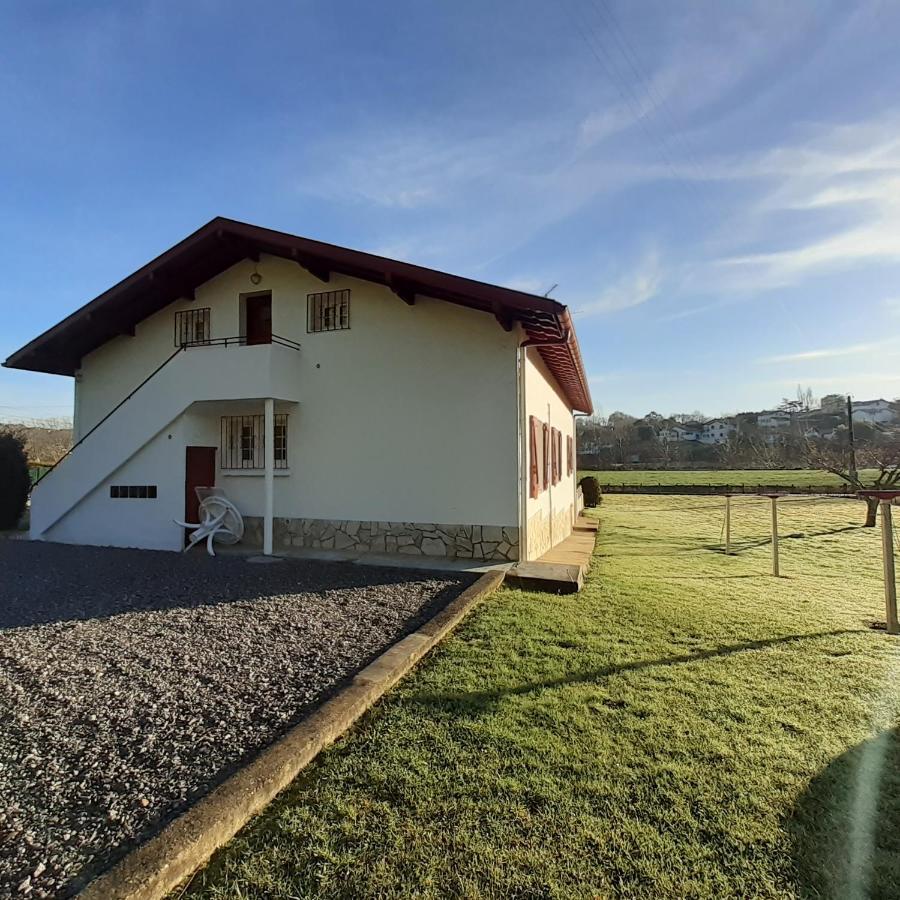 Ur Ondoan - Appartement Saint Pee Sur Nivelle Exterior photo